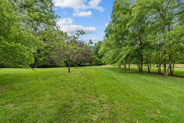 3248 S Farm Road 203, Springfield, MO 65809