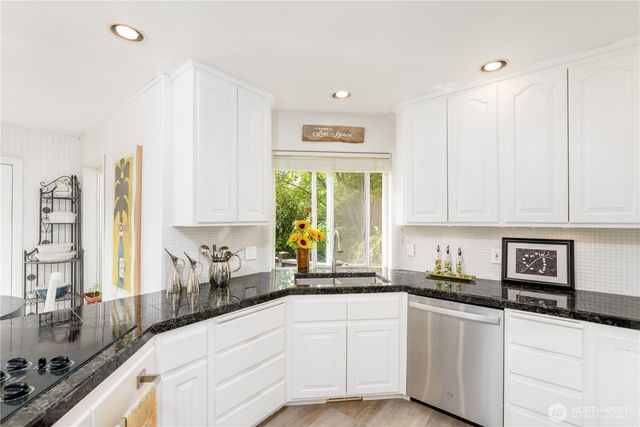 113 Fairway Place, Sequim, WA 98382