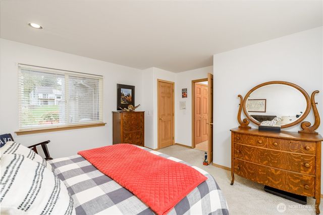 113 Fairway Place, Sequim, WA 98382