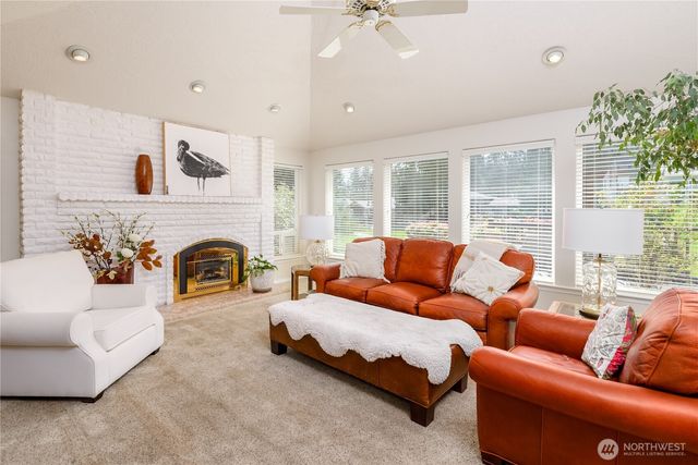 113 Fairway Place, Sequim, WA 98382