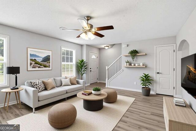 8569 Thomas Road, Riverdale, GA 30274
