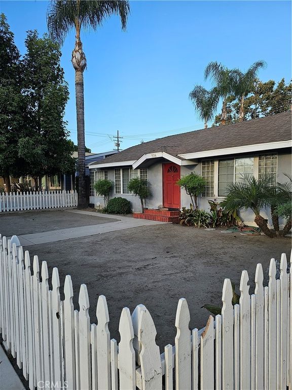 708 N Harbor Boulevard, Fullerton, CA 92832 — photo 2