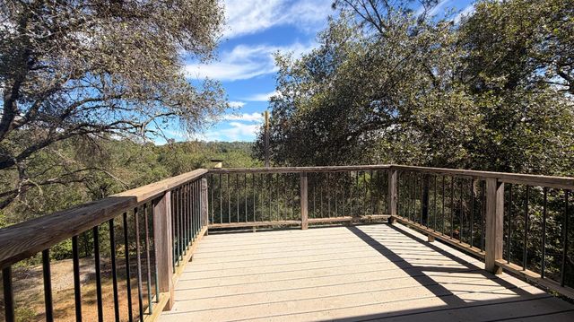 2988 Golden Gate Dr, San Andreas, CA 95249