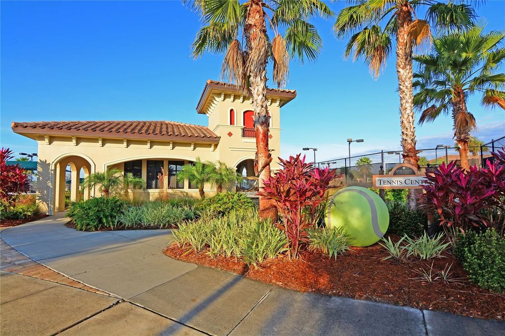 Image 33 of property listing at 210 WINDING RIVER TRAIL, Bradenton, FL 34212