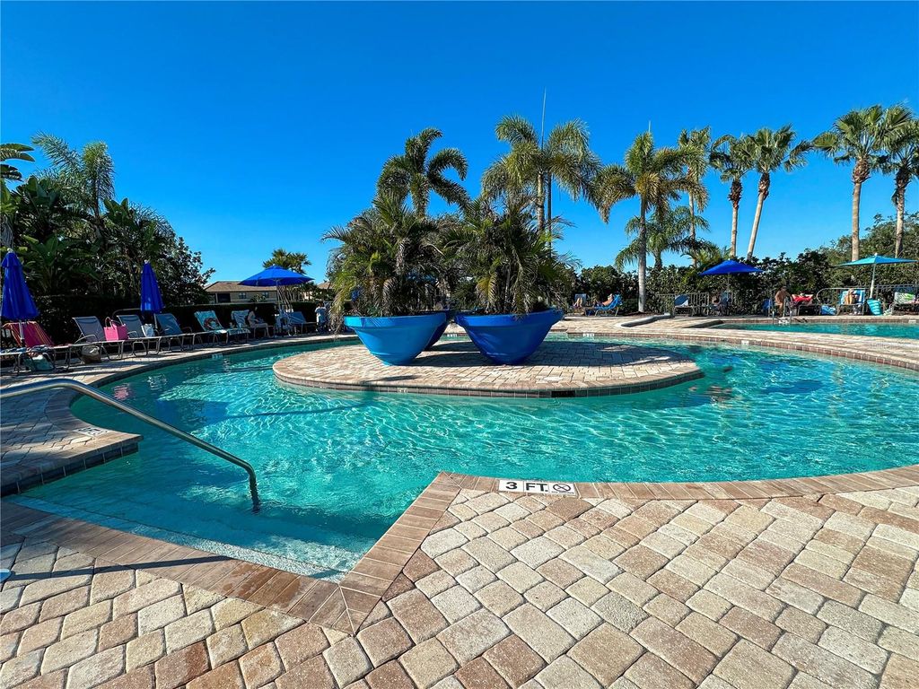 Image 35 of property listing at 210 WINDING RIVER TRAIL, Bradenton, FL 34212