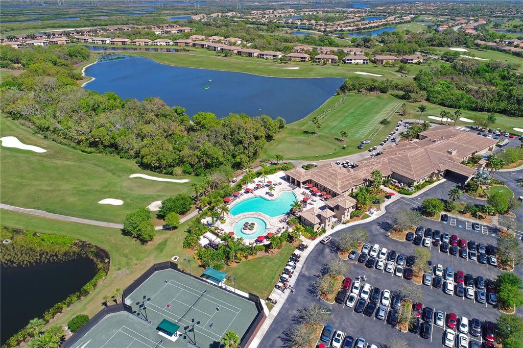 Image 41 of property listing at 210 WINDING RIVER TRAIL, Bradenton, FL 34212