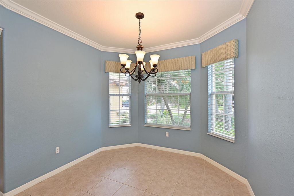 Image 8 of property listing at 210 WINDING RIVER TRAIL, Bradenton, FL 34212