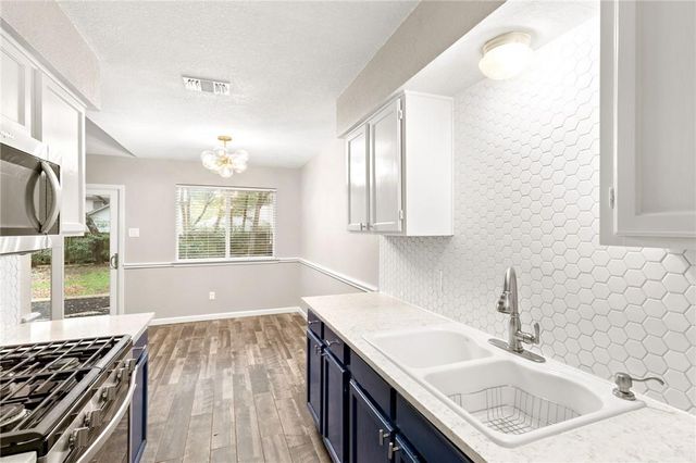 9708 Moorberry ST, Austin, TX 78729