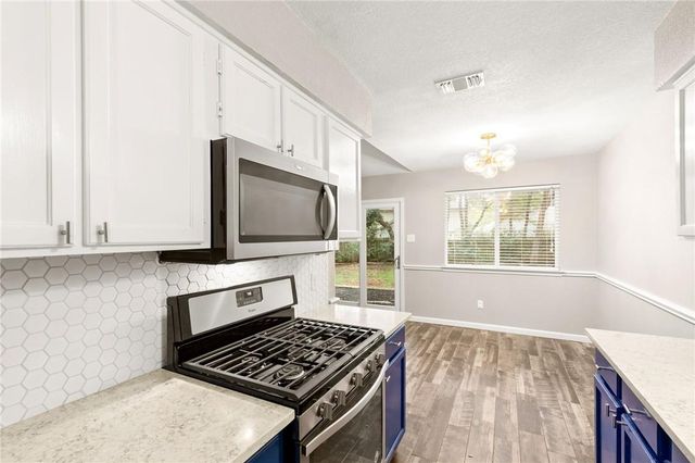9708 Moorberry ST, Austin, TX 78729