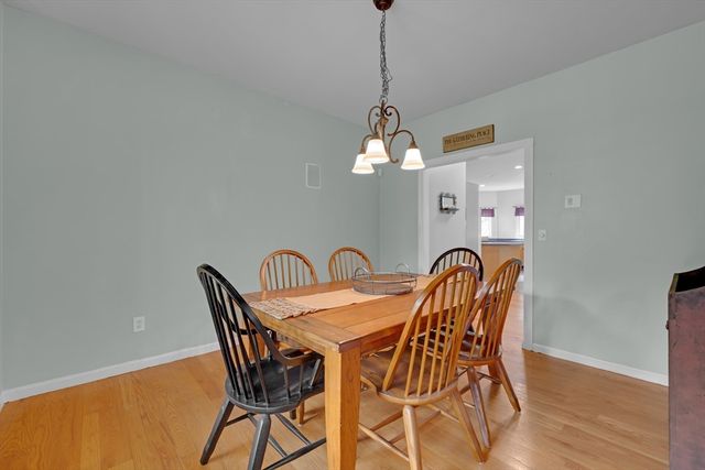 16 Lindsey Ln, Charlton, MA 01507