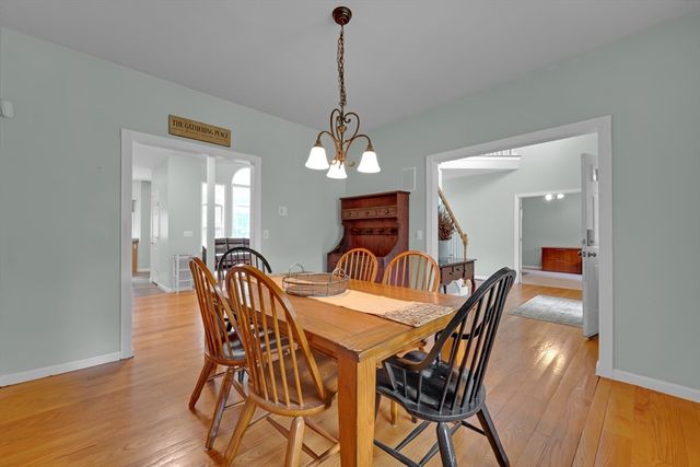 16 Lindsey Ln, Charlton, MA 01507