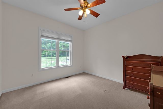 16 Lindsey Ln, Charlton, MA 01507