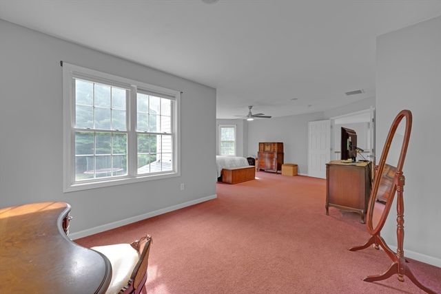 16 Lindsey Ln, Charlton, MA 01507