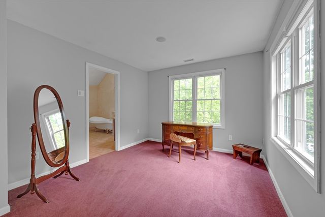 16 Lindsey Ln, Charlton, MA 01507