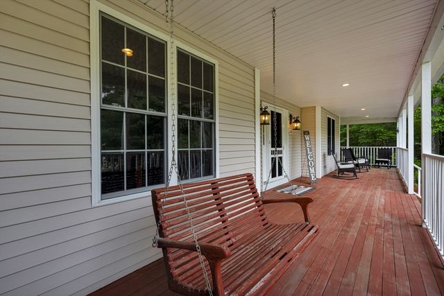 16 Lindsey Ln, Charlton, MA 01507