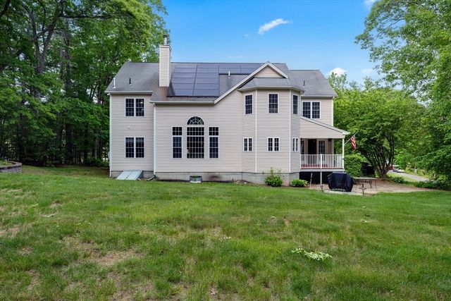 16 Lindsey Ln, Charlton, MA 01507