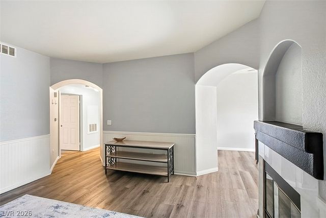 8400 White Eagle Avenue 102, Las Vegas, NV 89145