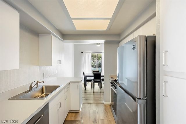 8400 White Eagle Avenue 102, Las Vegas, NV 89145