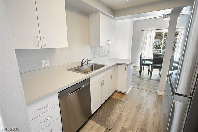 8400 White Eagle Avenue 102, Las Vegas, NV 89145