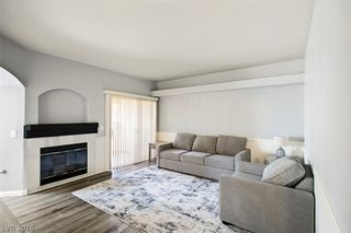 8400 White Eagle Avenue 102, Las Vegas, NV 89145