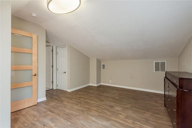 49 W BOYER STREET, Tarpon Springs, FL 34689