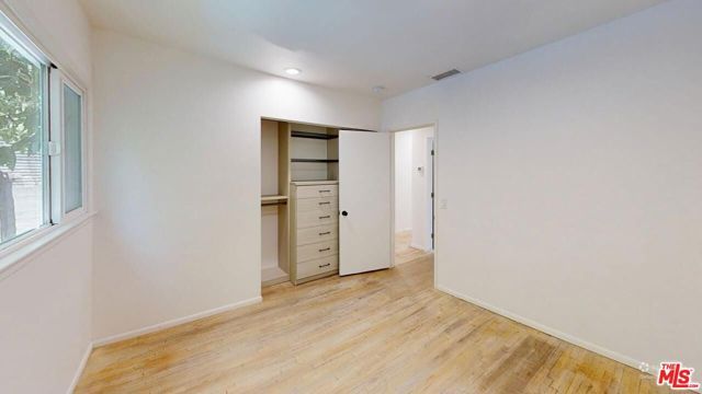 8462 Kirkwood Drive, Los Angeles, CA 90046