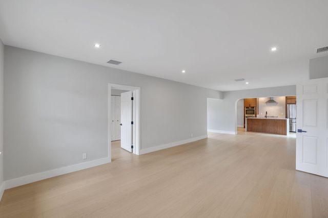 275 NE 16th Street, Delray Beach, FL 33444