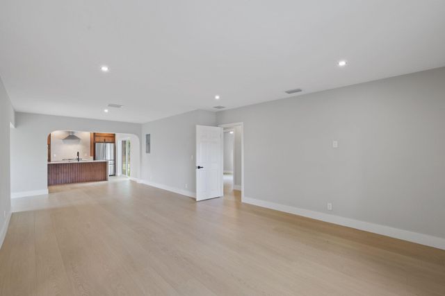 275 NE 16th Street, Delray Beach, FL 33444