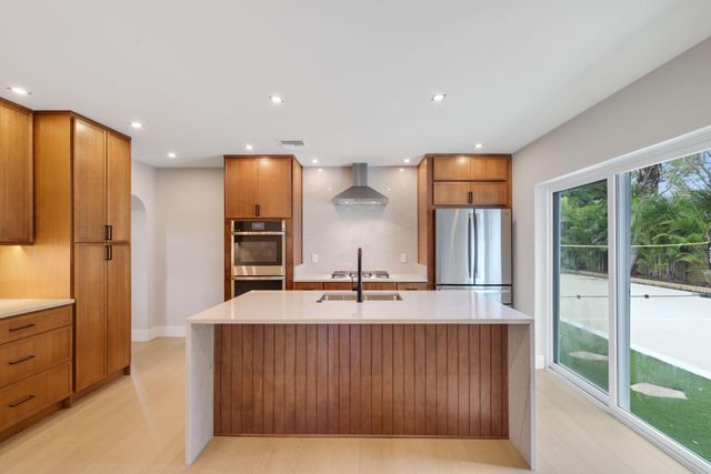 275 NE 16th Street, Delray Beach, FL 33444