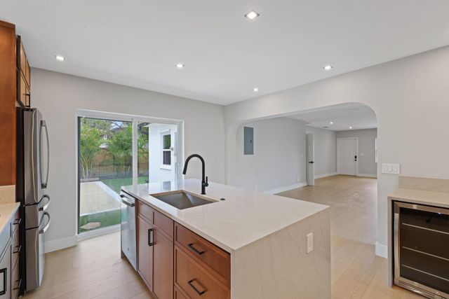 275 NE 16th Street, Delray Beach, FL 33444