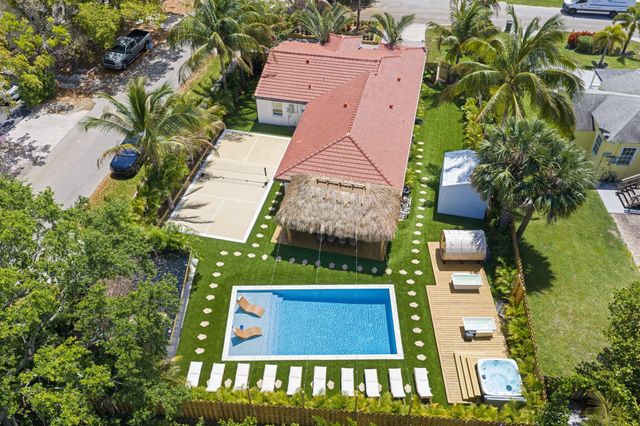 275 NE 16th Street, Delray Beach, FL 33444