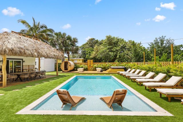 275 NE 16th Street, Delray Beach, FL 33444