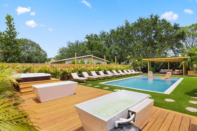 275 NE 16th Street, Delray Beach, FL 33444