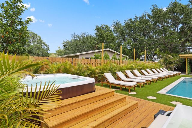 275 NE 16th Street, Delray Beach, FL 33444