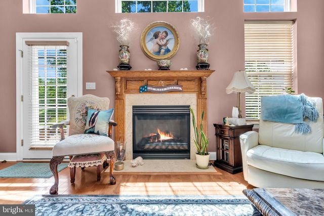 11 MULBERRY DR, Manahawkin, NJ 08050