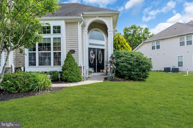 11 MULBERRY DR, Manahawkin, NJ 08050