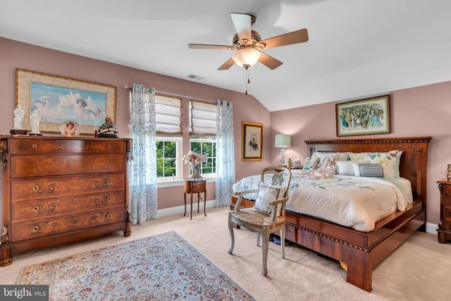 11 MULBERRY DR, Manahawkin, NJ 08050