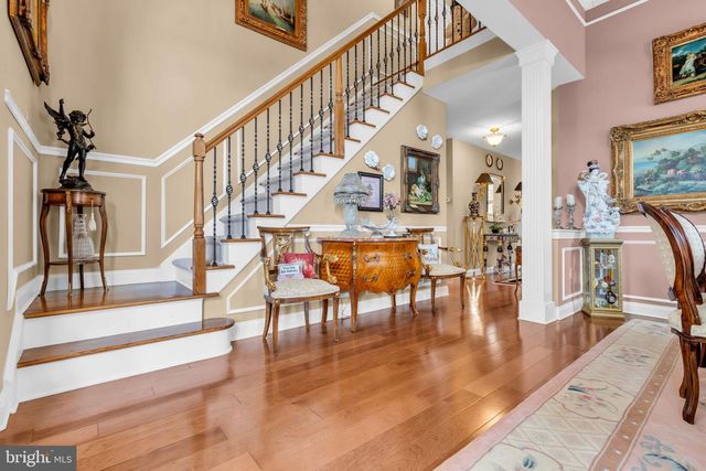 11 MULBERRY DR, Manahawkin, NJ 08050