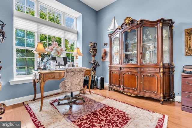 11 MULBERRY DR, Manahawkin, NJ 08050