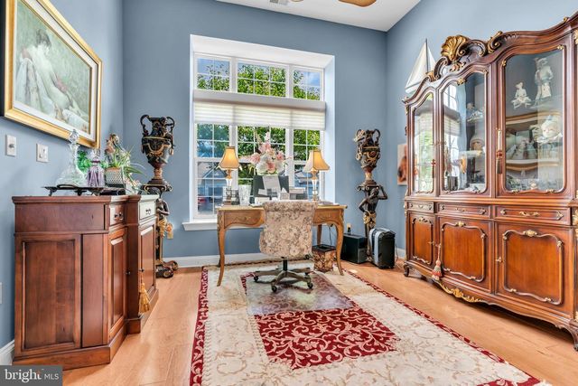 11 MULBERRY DR, Manahawkin, NJ 08050