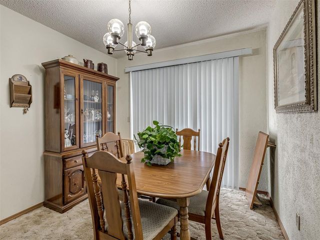 904 Oak Park Drive, Choctaw, OK 73020