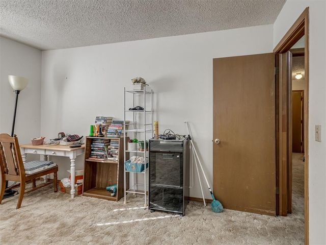 904 Oak Park Drive, Choctaw, OK 73020