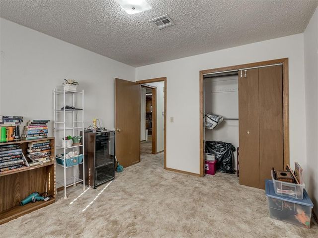 904 Oak Park Drive, Choctaw, OK 73020