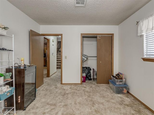 904 Oak Park Drive, Choctaw, OK 73020