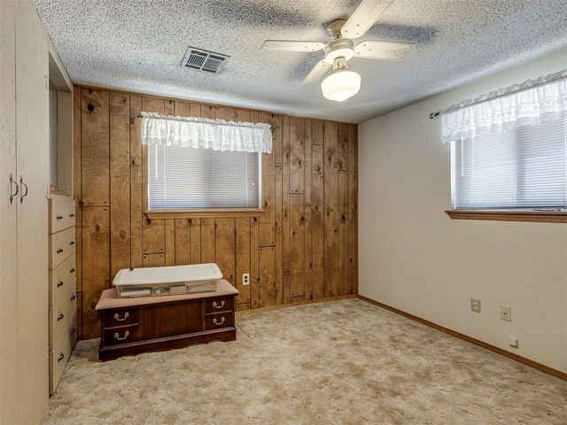 904 Oak Park Drive, Choctaw, OK 73020