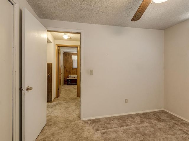 904 Oak Park Drive, Choctaw, OK 73020