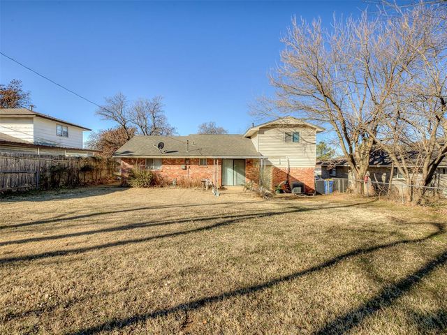 904 Oak Park Drive, Choctaw, OK 73020