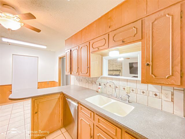 1517 N Pioneer Drive, Abilene, TX 79603