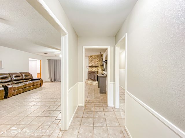 1517 N Pioneer Drive, Abilene, TX 79603