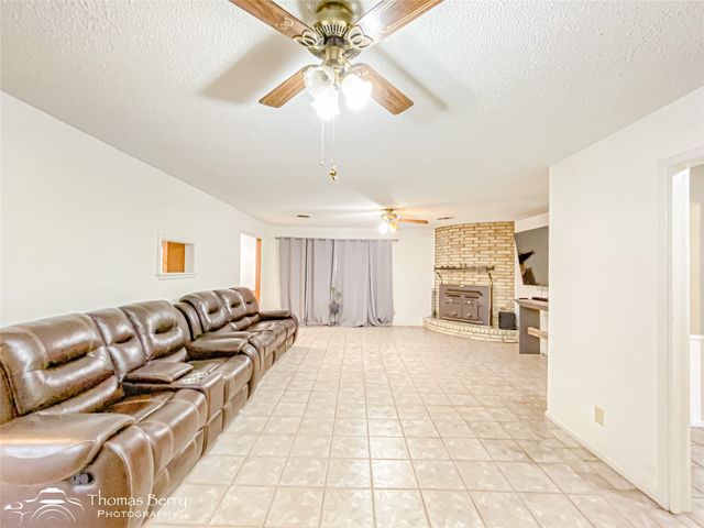 1517 N Pioneer Drive, Abilene, TX 79603